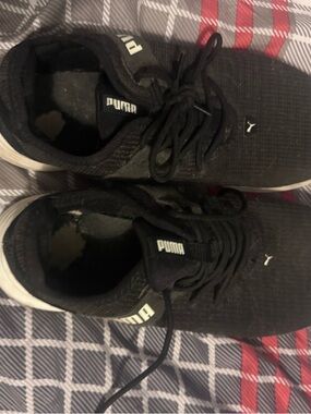 Puma Black Low-Top Knit Sneakers with White Accents